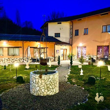 Agriturismo Tre Elle 아크리 외부 사진