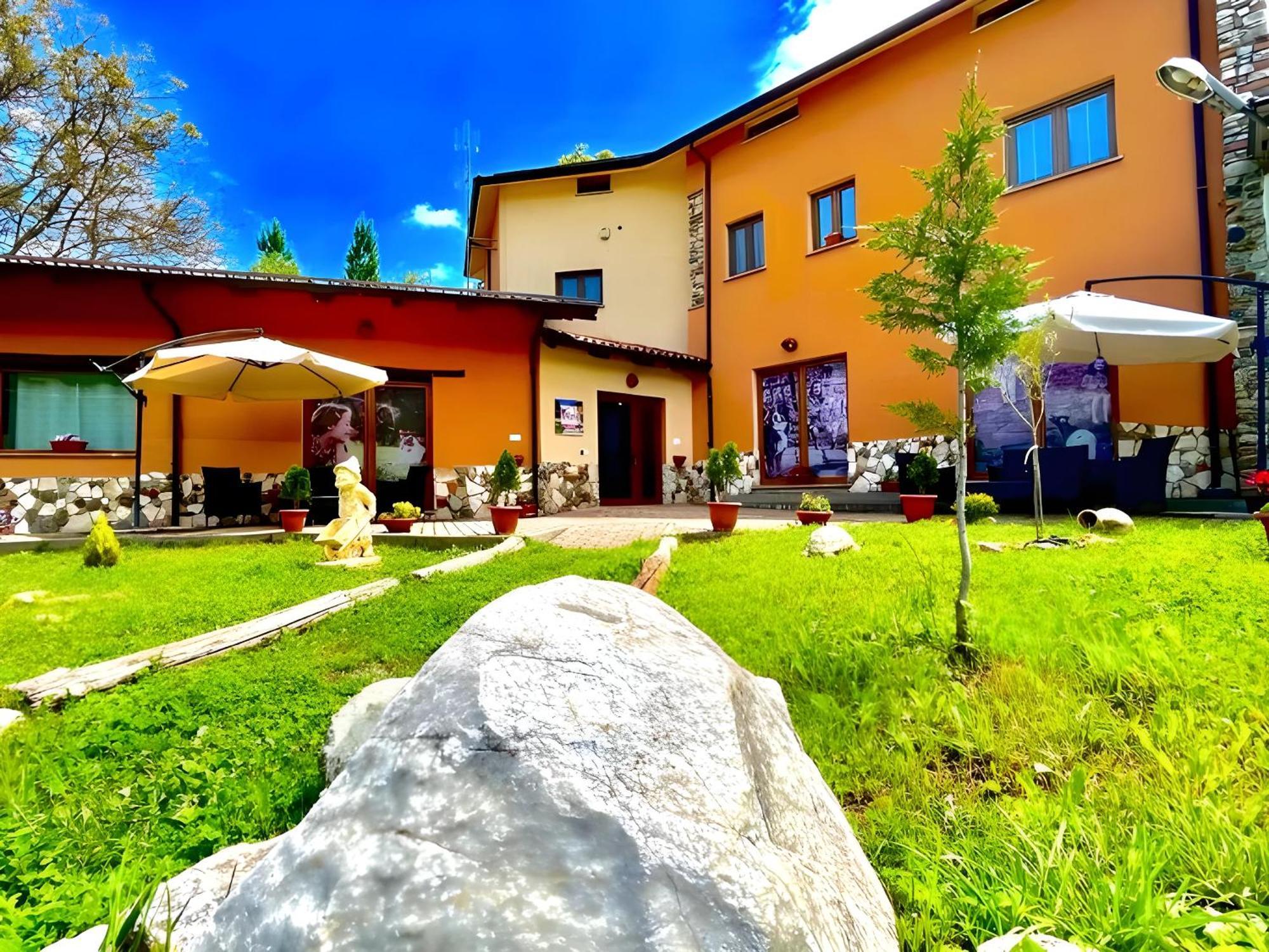Agriturismo Tre Elle 아크리 외부 사진