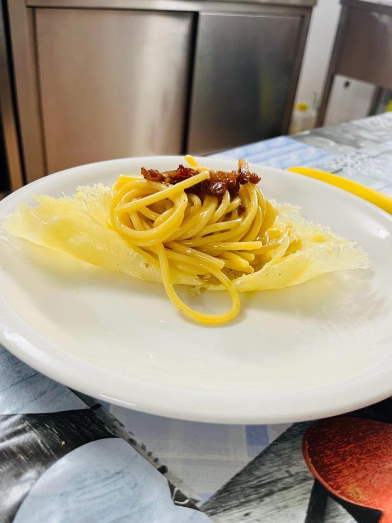 Agriturismo Tre Elle 아크리 외부 사진